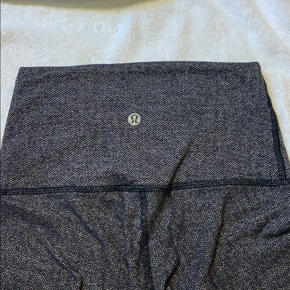 High wasted wunder under lululemon leggings